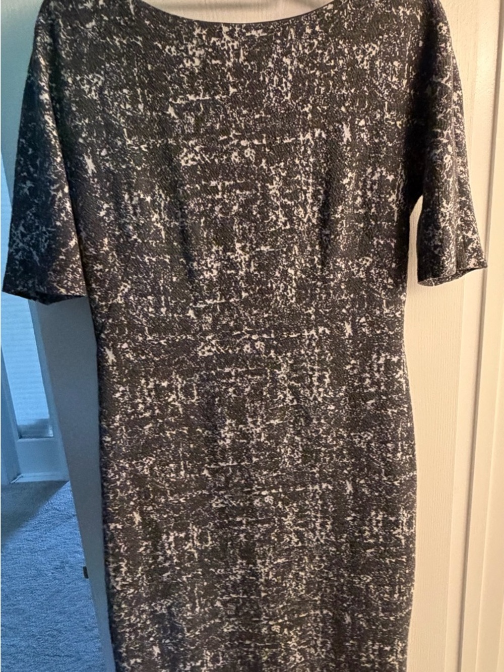 Maggy London Gray and White Textured Midi Dress